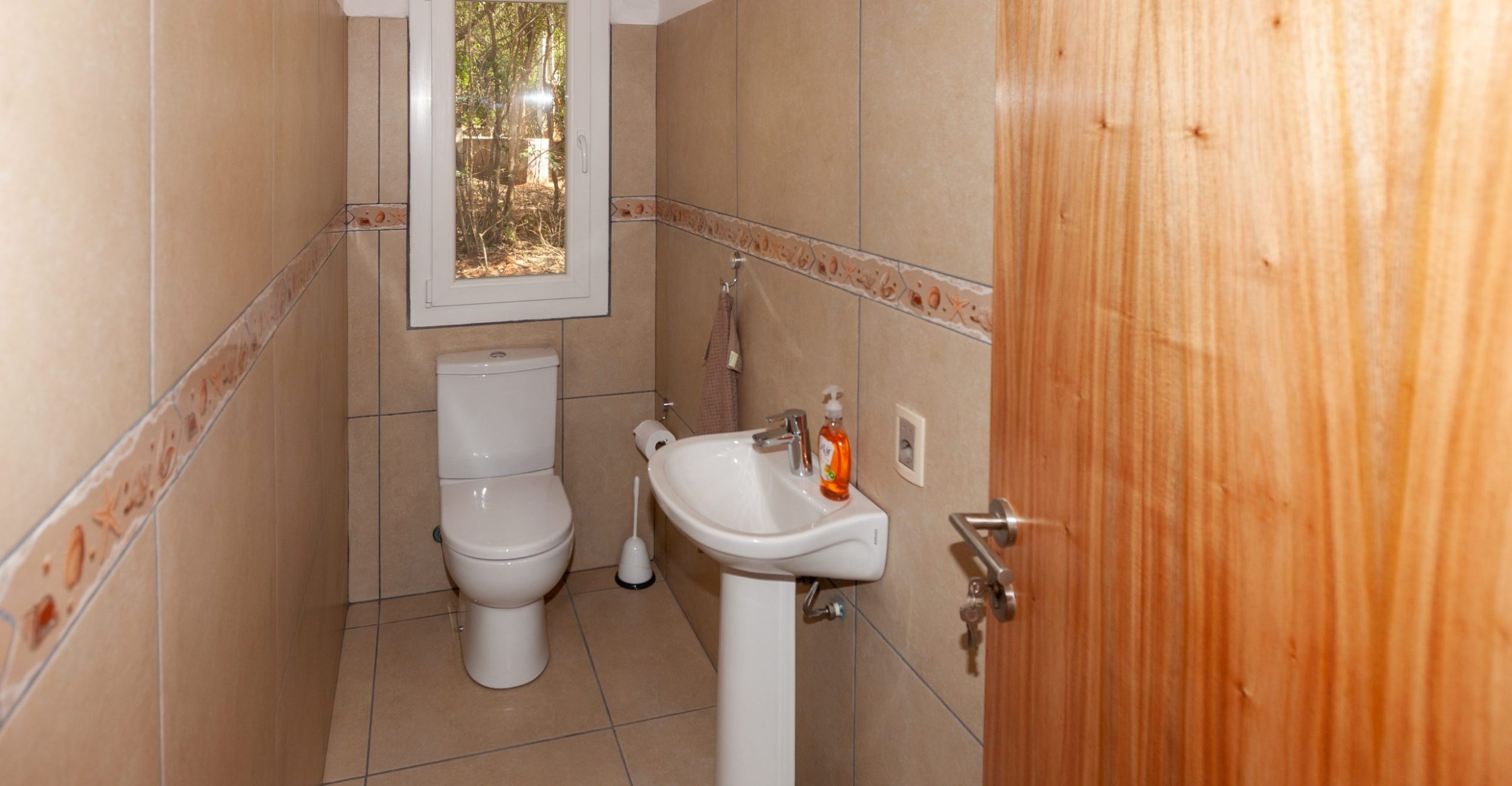 Waldhaus Eden Gäste WC Waldhaus Eden Gäste WC